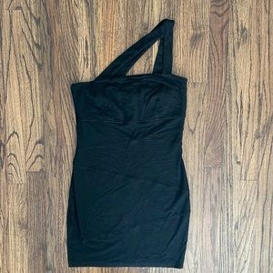 little black mini dress